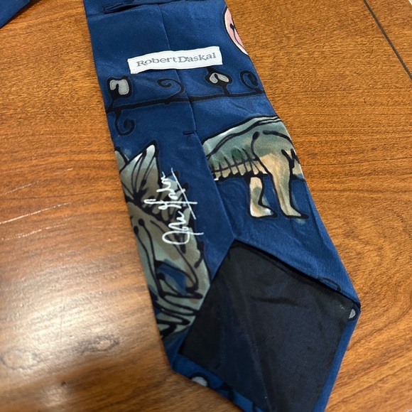 Vintage Robert Daskal Handpainted Silk Tie – Blue w/ Dinosaurs - Picture 3 of 4